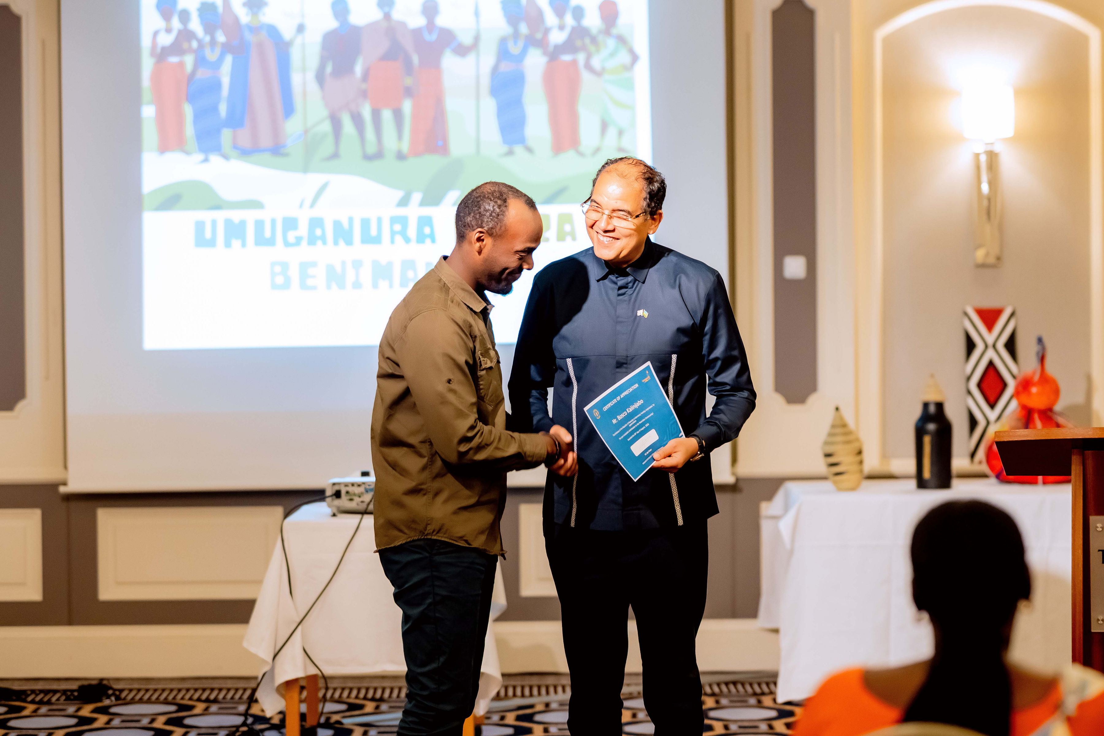 Bosco Kalinijabo, washinze Ejo Labs akaba na CTO, ahabwa ishimwe mu birori by'Umuganura i Berlin